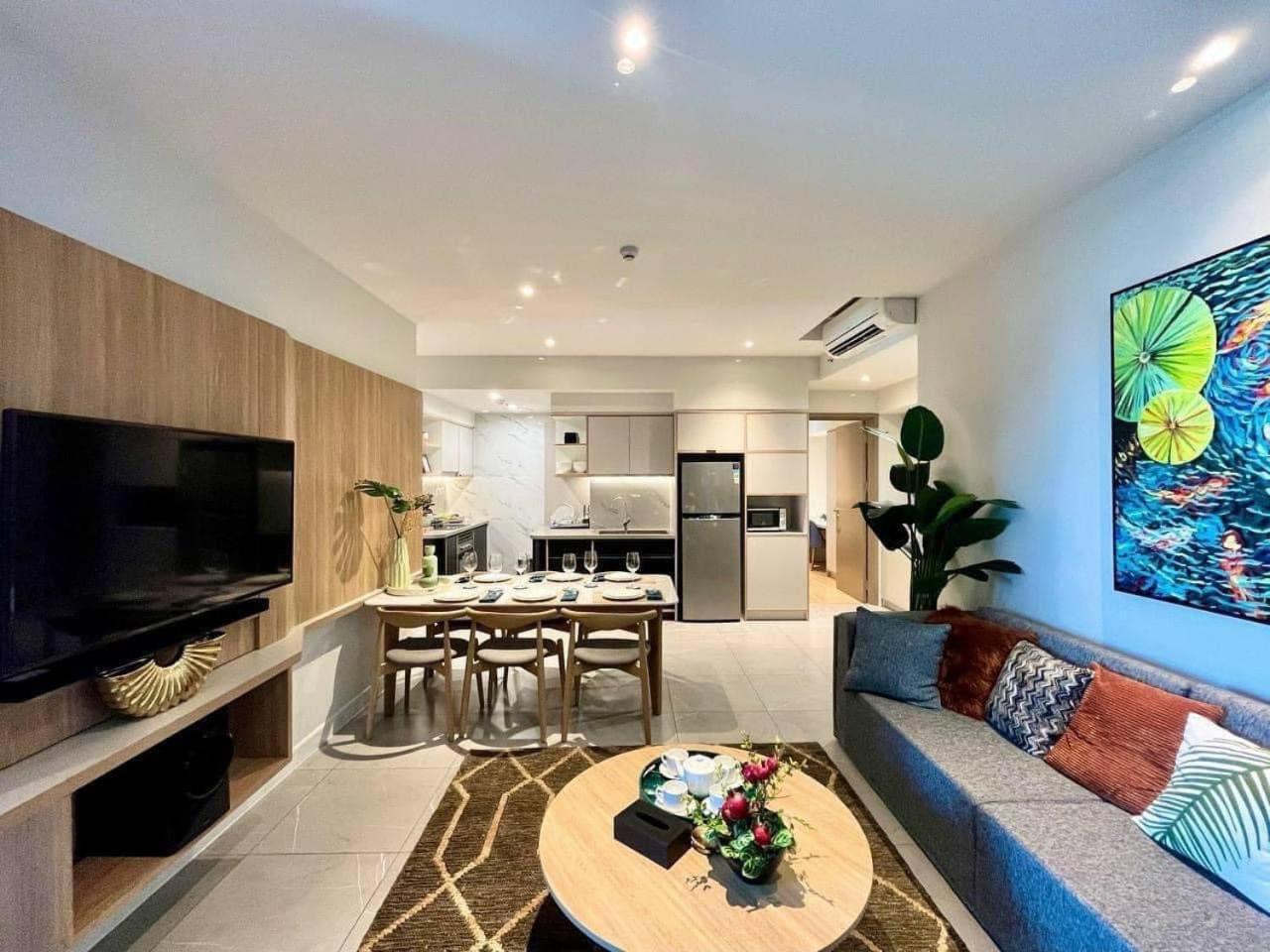 Zenity Luxury Apartment In District 1 Since 2024 Bandar Ho Chi Minh Luaran gambar