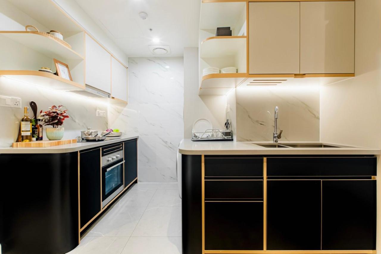 Zenity Luxury Apartment In District 1 Since 2024 Bandar Ho Chi Minh Luaran gambar