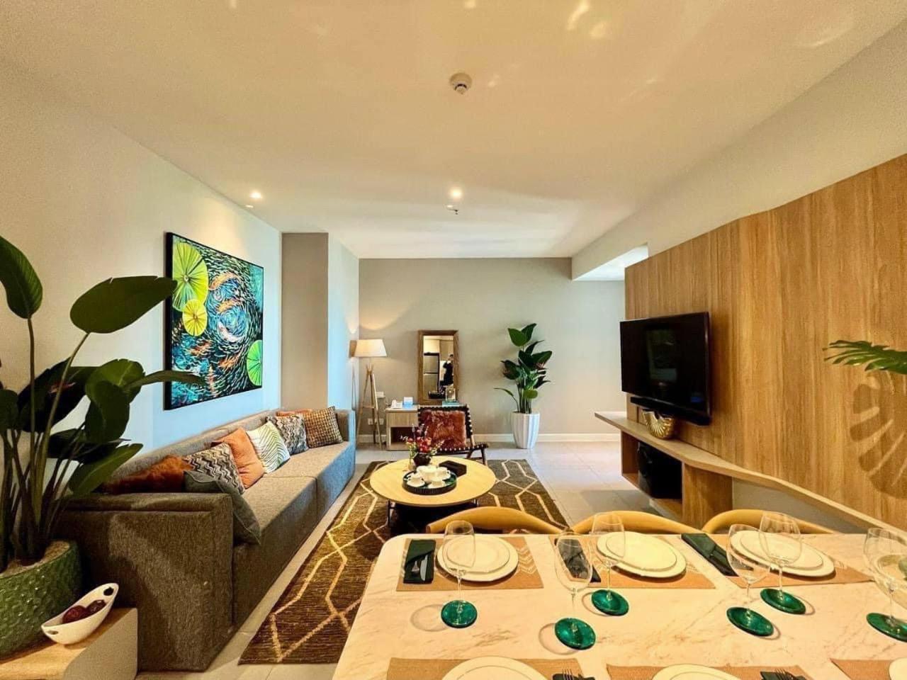 Zenity Luxury Apartment In District 1 Since 2024 Bandar Ho Chi Minh Luaran gambar